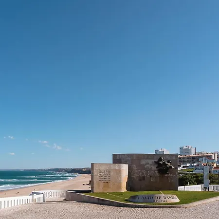 Ocean & Me - With Pool In Santa Cruz *