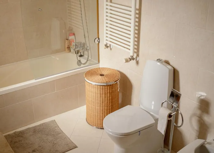 Ocean & Me - With Pool In Santa Cruz * Aldeia dos Cunhados